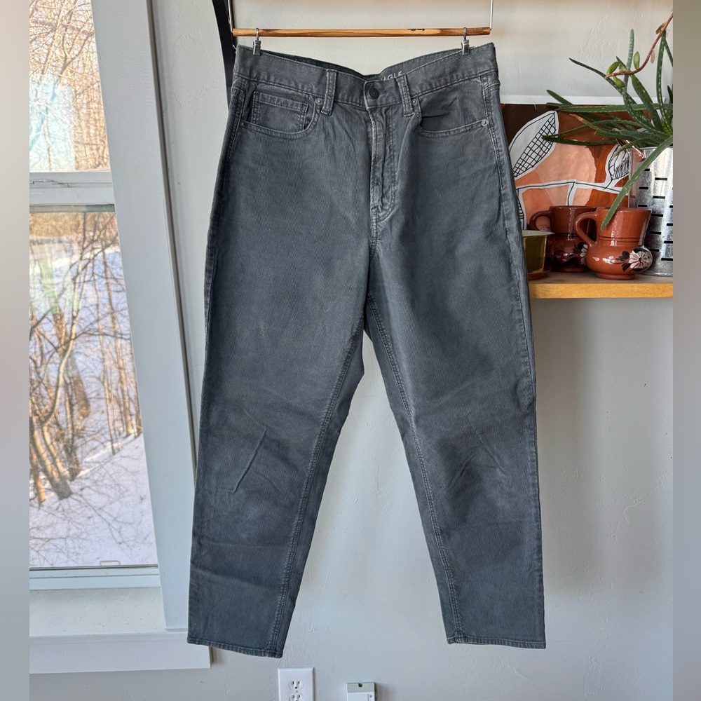 American Eagle Charcoal Gray Corduroy Straight Leg Pants Size 6 Regular